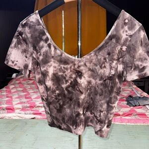 lululemon athletica Black and Gray Tie-Dye Crop Top